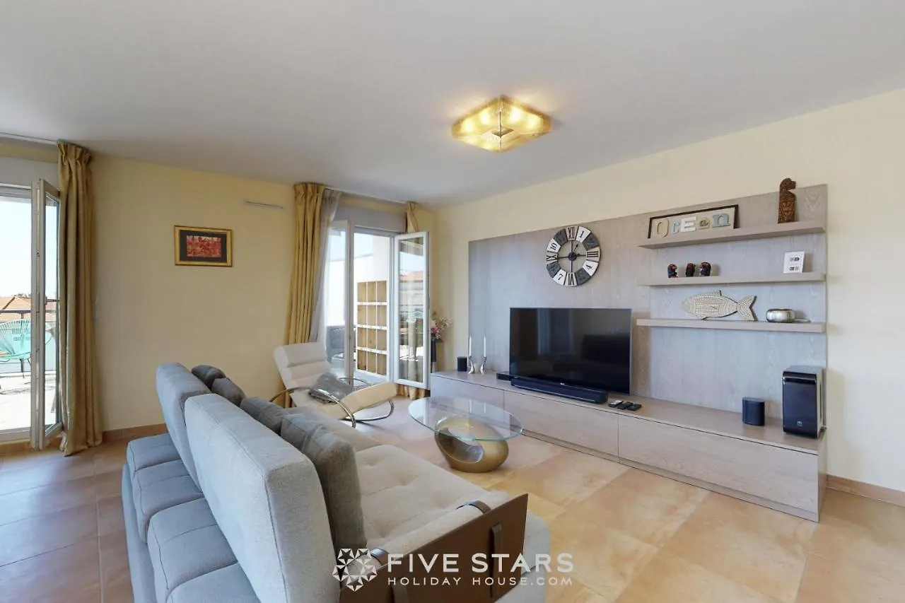 Apartman Luxury Beach Five Stars Holiday House Nizza